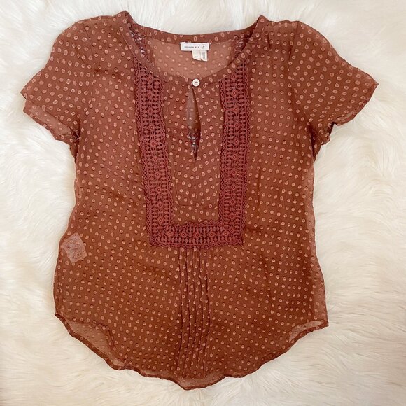 Anthropologie Rust Grassland Swiss Dot Pintuck Silk Short Sleeve Blouse Top - Picture 2 of 8